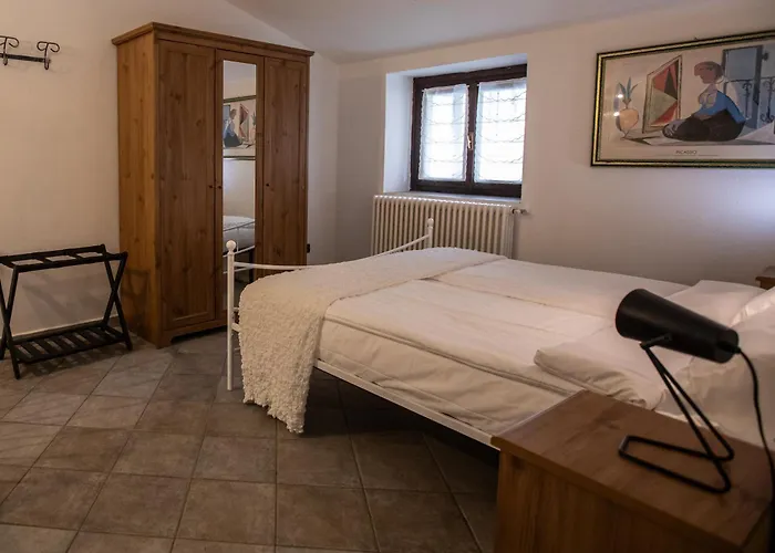 Il Borgo Sul Di Tremezzo